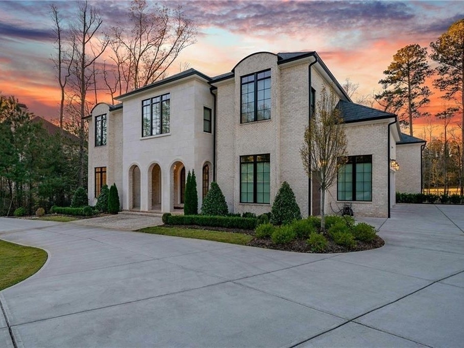 $3.3M Alpharetta Mansion Has Pool With Spa, Cabana With Fireplace