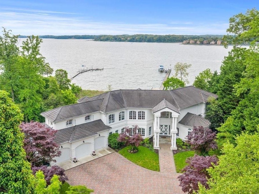 $4M Mansion Listed In Edgewater, Overlooks South River