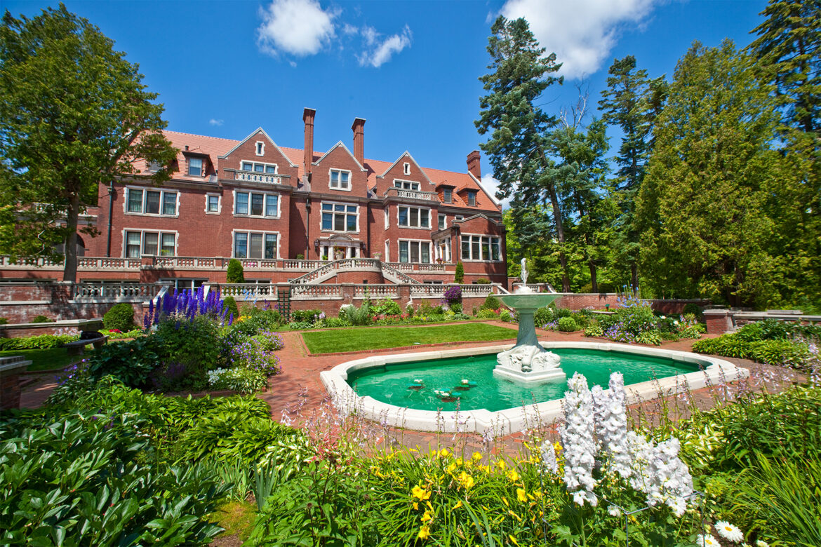 Viral drone video makers have a new setting: Duluth’s Glensheen mansion
