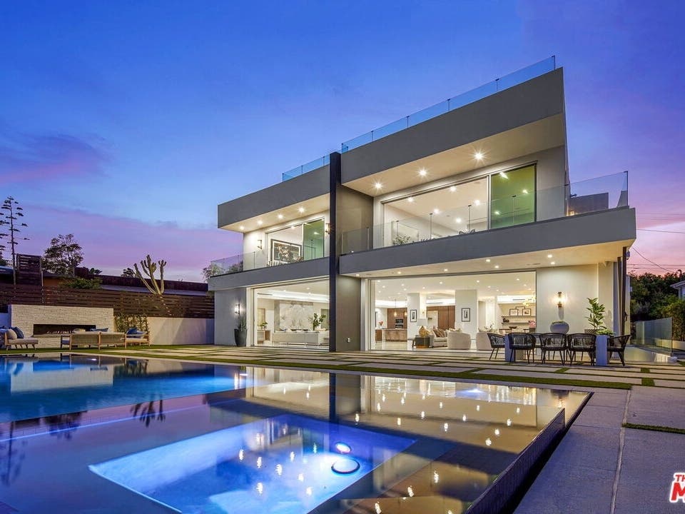 Brand New Pacific Palisades Mansion Listed For $9.5 Million
