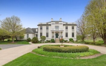 A replica of the Virginia governor’s mansion in St. Charles sells after 12 years