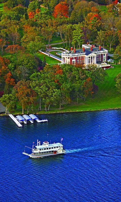 Estate of Richard Driehaus lists his Lake Geneva mansion for $39M