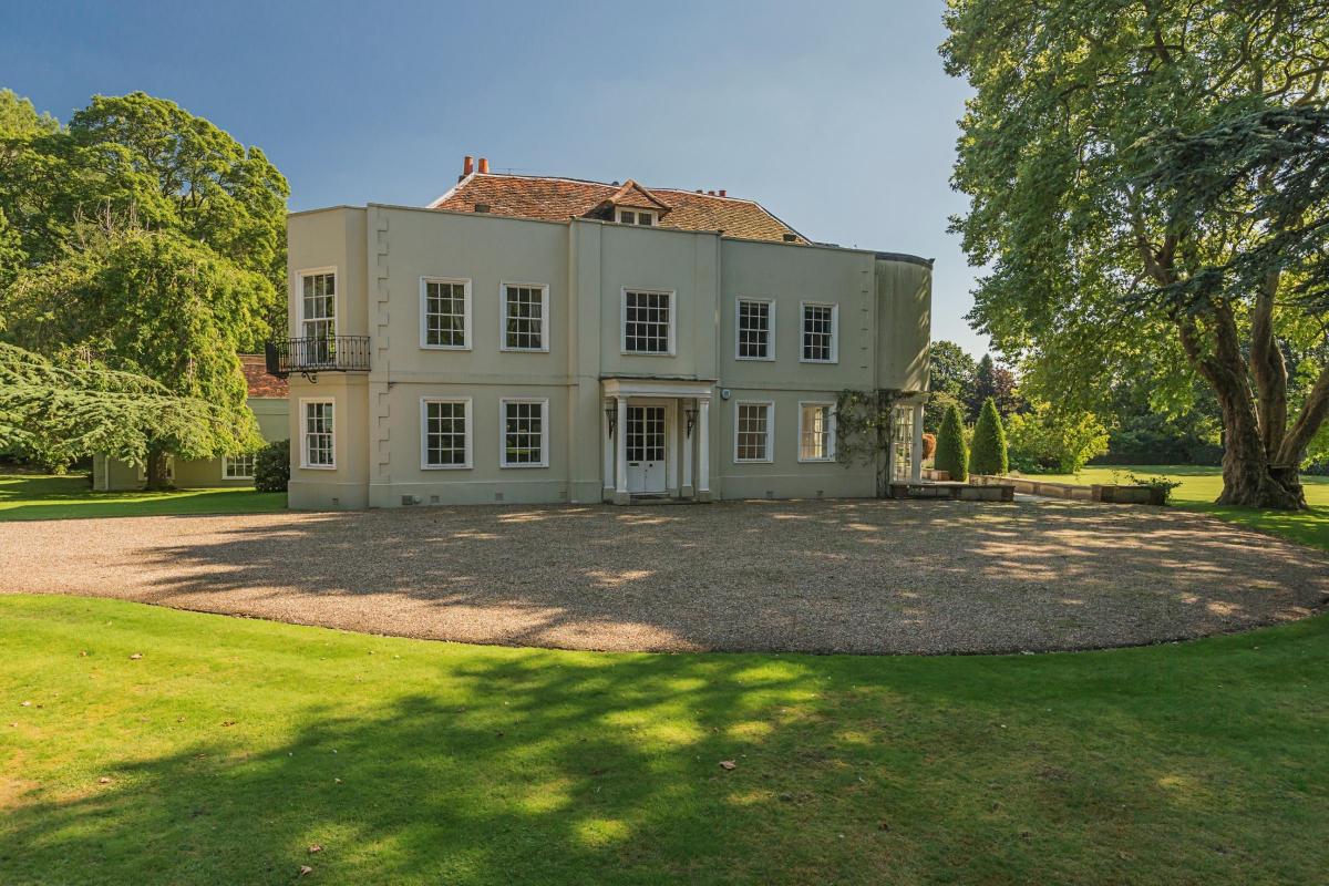 Beel House: The incredible eight-bed mansion built for a Duke – and lived in by film stars