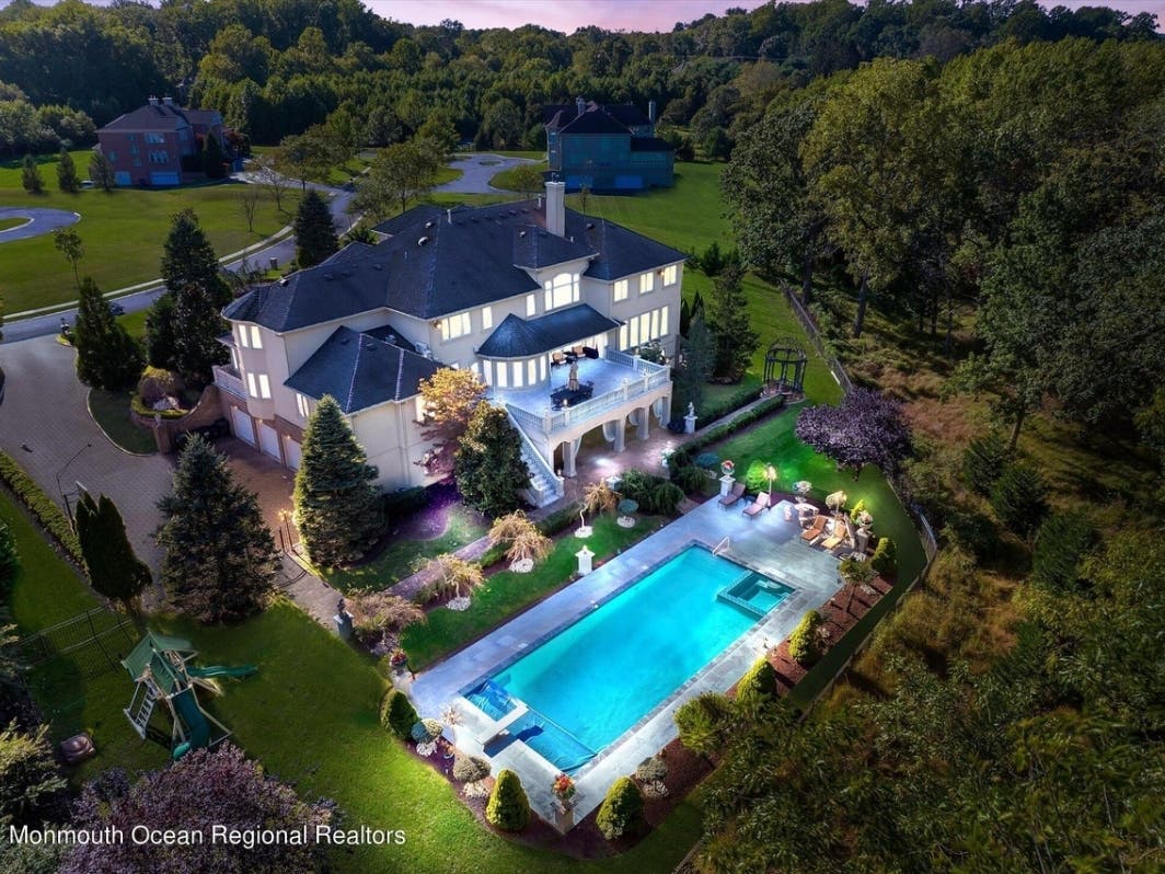 This Mansion In Holmdel Is On The Market For $3.4M