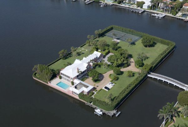 Palm Beach island mansion listed for sale with $210 million price tag