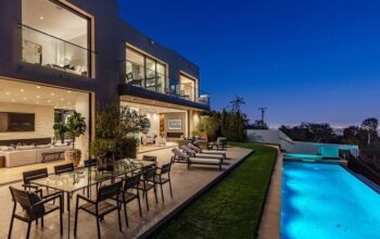Lakers Co-Owner Jesse Buss Sells L.A. Home Next To LeBron's Crib ... For $10.7 Million