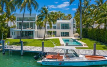 Latin American businessman's firm buys Key Biscayne mansion for $12M (Photos)