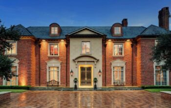 $17.5M River Oaks mansion on market brings bespoke grandeur of English countryside to H-Town