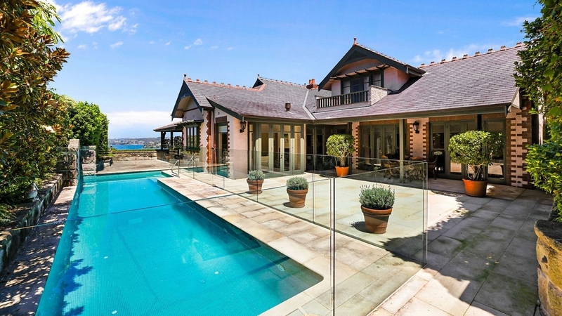 Northern Beaches Federation mansion sells for record-breaking $14 million under the hammer