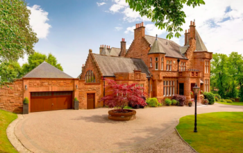Glasgow mansion complete with gym and sauna goes on market for over £2 million